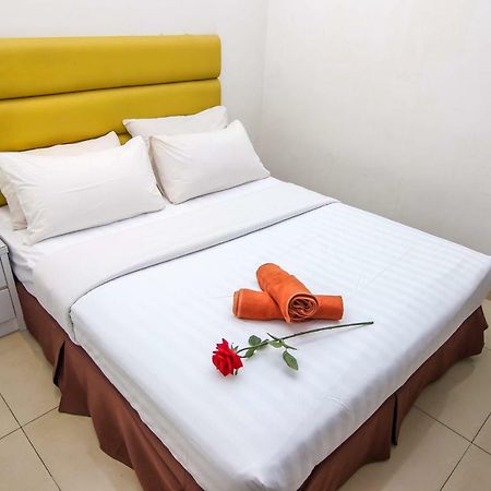 Rose Cottage Hotel Taman Impian Senai Johor Bahru Zewnętrze zdjęcie